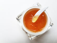 Load image into Gallery viewer, 24K Gold Collagen Essence Face Gel Cream